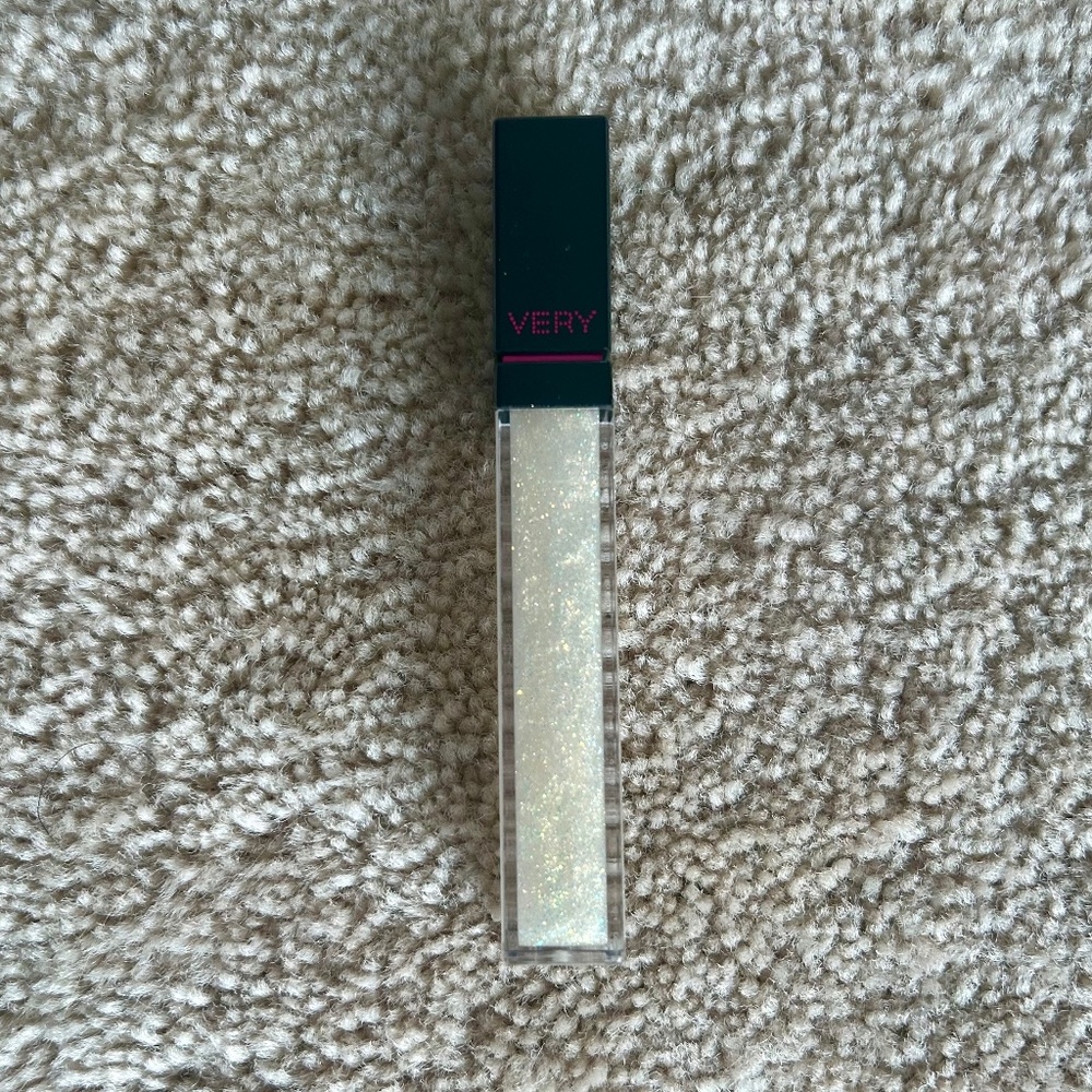 *NEW* Victoria’s Secret Very Sexy Lipgloss Gloss in “Bling” 4.5g DISCONTINUED